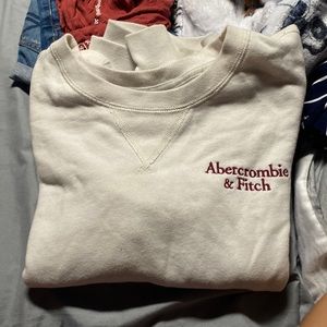 Abercrombie & Fitch Crewneck